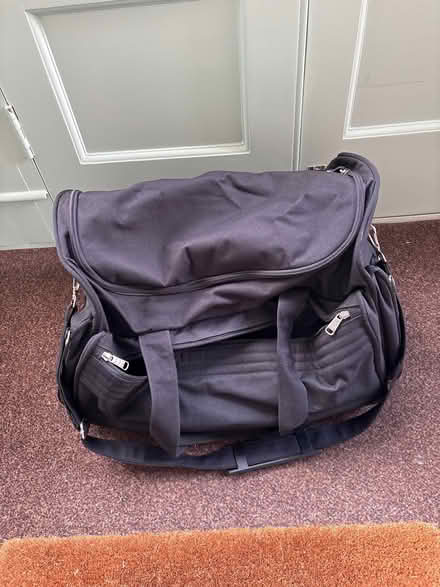 Photo of free Black zipped hold-all (Marryat Road SW19) #1