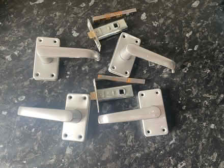 Photo of free 2 x door handles; 1 x extractor fan filter (Cogges OX28) #1