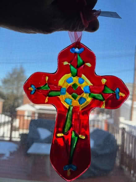 Photo of free ornament or window glass (Springfield, Delco) #1