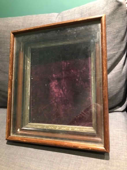 Photo of free Antique picture frame (Whitton TW3) #1