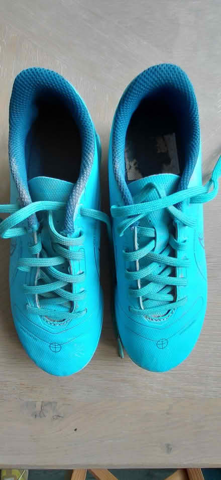 Photo of free Kids nike football boots size 13.5 (Cubbington CV32) #1