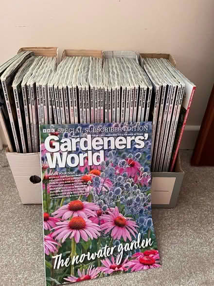 Photo of free Gardeners world magazines (Dunchurch CV22) #1