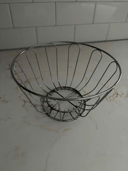 Photo of free Small metal fruit basket (Ossining) #1