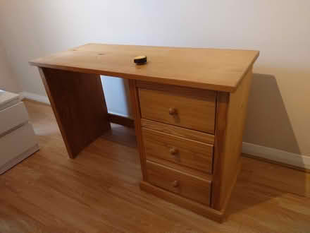 Photo of free Pine desk (Tonbridge) #1