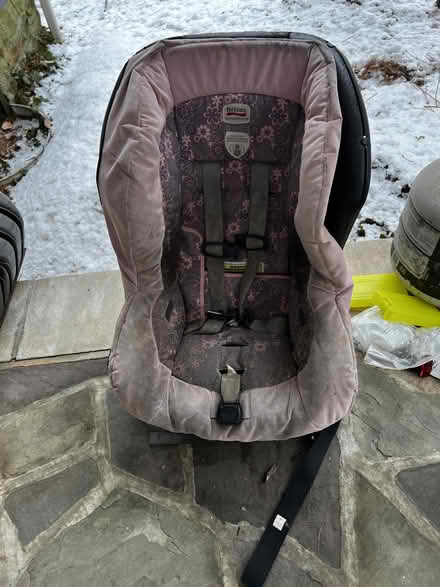 Photo of free car seat (Lansdowne PA) #1