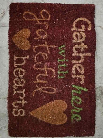 Photo of free Thanksgiving front door mat (Raritan Township/Ringoes) #1