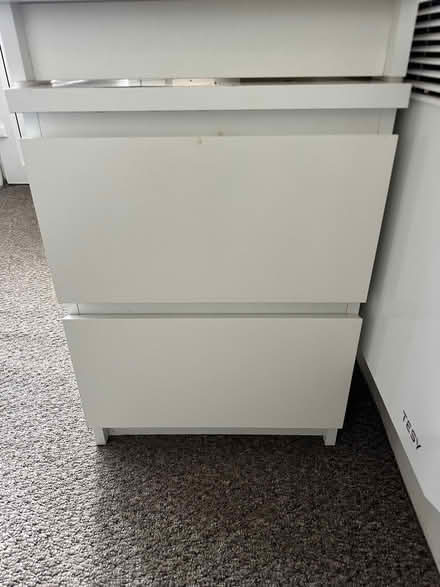 Photo of free IKEA white bedside drawers (Belle Isle LS10) #1