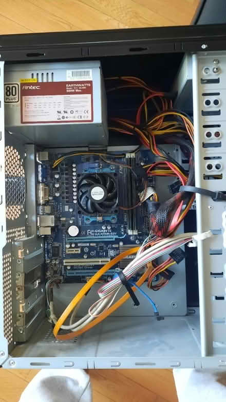 Photo of free Not working computer (Center and Bathurst (Vaughan)) #1