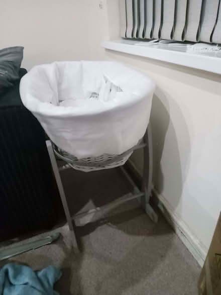 Photo of free Moses basket with Stand (Attwood Green B5) #1