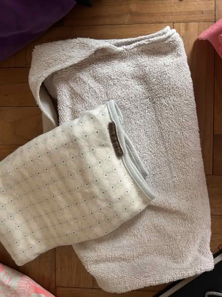 Photo of free Cushions and kids items (NW8 6EL) #2