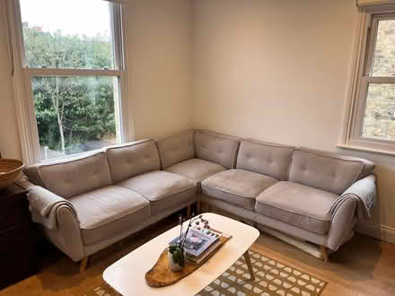 Photo of free Grey couch (Earlsfield SW18) #1