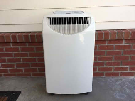 Photo of free Air Conditioner/Dehumidifier (Ballard loyal heights) #1