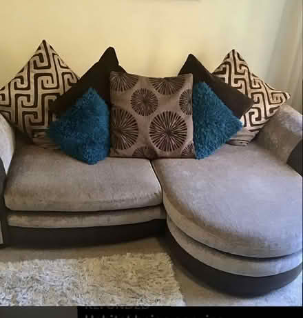 Photo of free Large 3/4 seater with chaise (Snaresbrook E11) #1