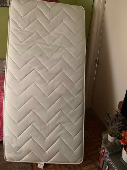 Photo of free Single wooden bed with mattress (Bucknell SY7) #4