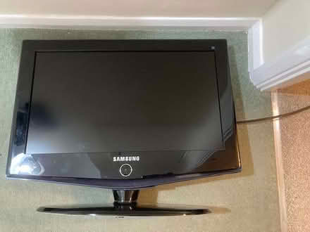 Photo of free Samsung TV 23 " (Pooley Green TW20) #1