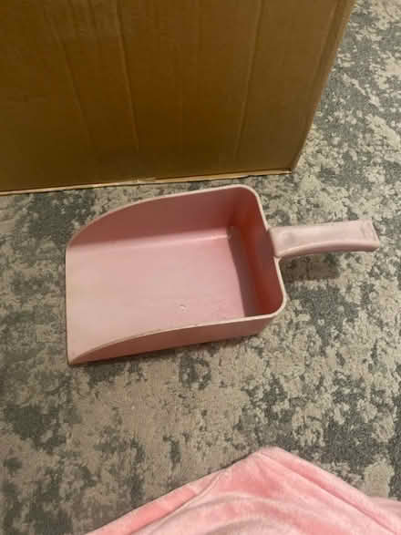 Photo of free Large Scoop (Whins of Milton FK7) #1