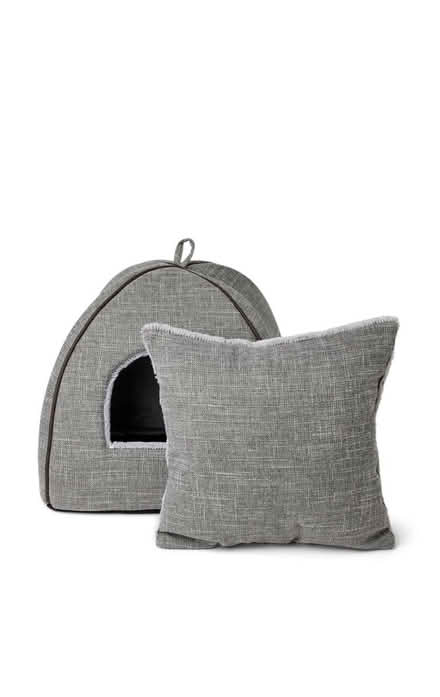 Photo of free Cat Bed Grey (Collection from Letchworth) #3