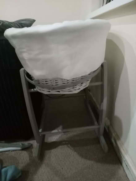Photo of free Moses basket with Stand (Attwood Green B5) #3