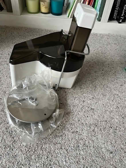 Photo of free Vegetable slicer/shredder (Heversham LA7) #1