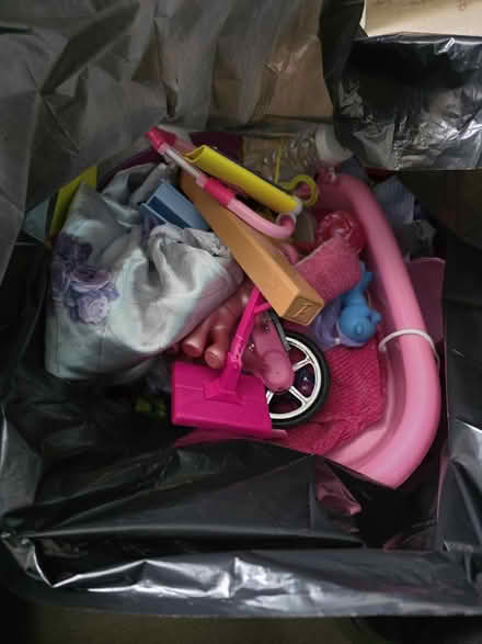 Photo of free Bag of kids toys bits and pieces (Luton LU2) #1