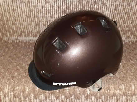 Photo of free Cycle Helmet (Kingsway) #1