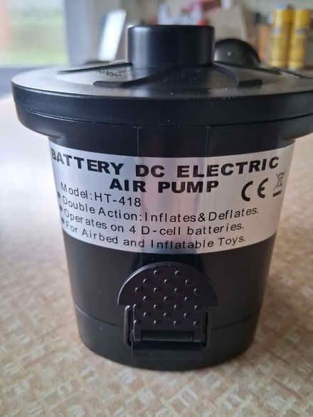 Photo of free Small battery electric air pump (Northcourt OX14) #1