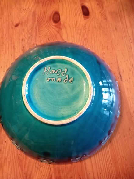 Photo of free 2 bowls (Lower Morden SM4) #3
