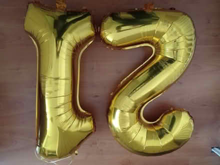 Photo of free celebration balloons, 21st perhaps! (Henleaze BS9) #1
