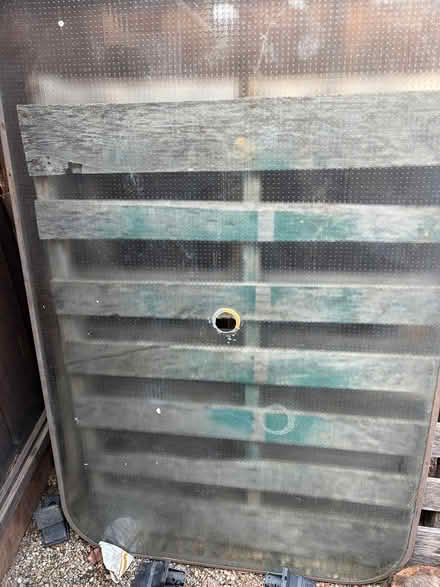 Photo of free Glass table top (Pleasanton Meadows.) #1