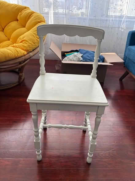 Photo of free Small chair (Teele Square) #1