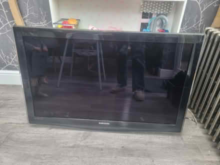 Photo of free 40inch TV working (EN11 rye house area) #1