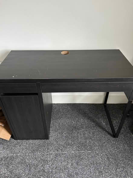 Photo of free Black desk (Tulse Hill SE21) #2
