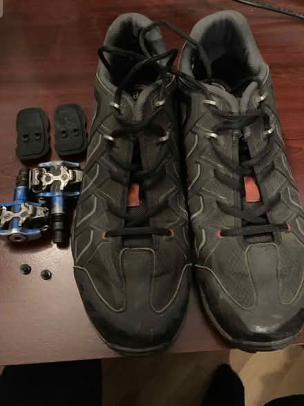 Photo of free Cycling shoe (size 48) and pedals (CV6 - Longford) #1