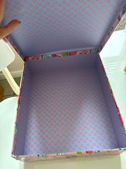 Photo of free Pretty pink storage box with birds (CM1 Broomfield) #3