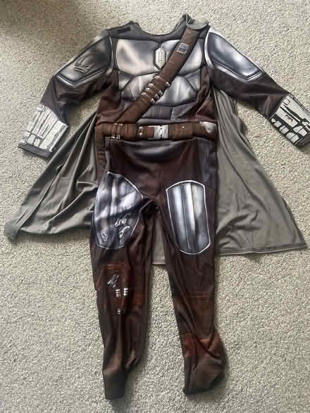 Photo of free Mandalorian kids costume (Torquay TQ2) #1