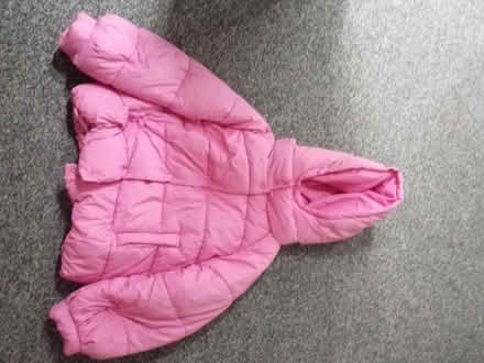 Photo of free Pink winter coat (LS28 6AA) #4
