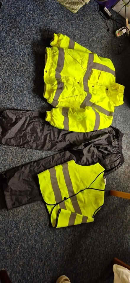 Photo of free Cycling gear (WD19 south oxhey) #1