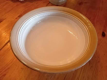 Photo of free Denby serving bowl (Lower Morden SM4) #1