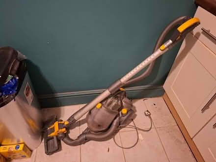 Photo of free Dyson hoover (BR3 Beckenham Rd tram stop) #1