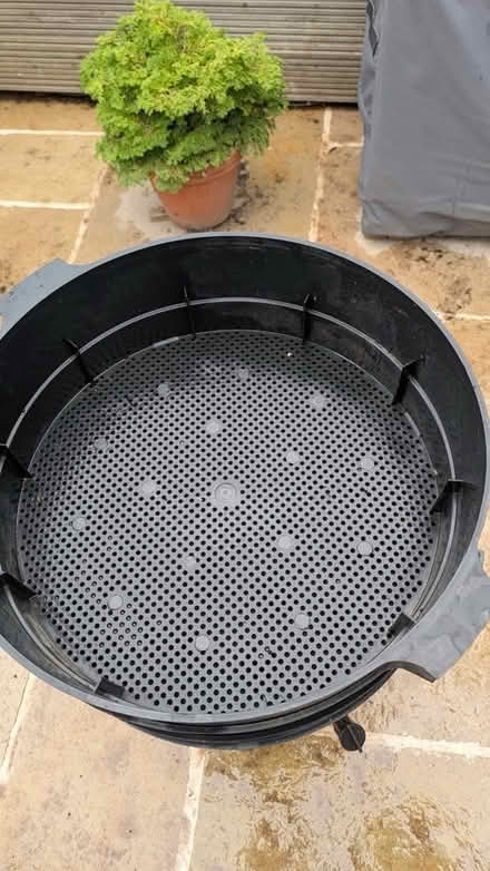 Photo of free Worm composter (E10 7BB) #1