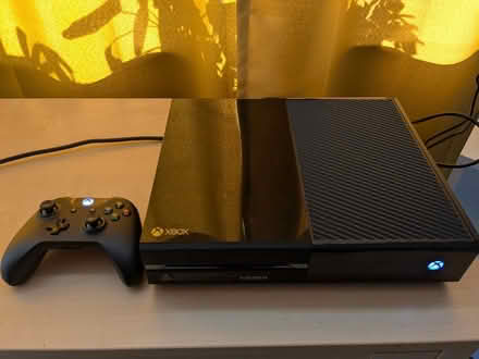 Photo of free X-Box One (Haslucks Green B90) #1