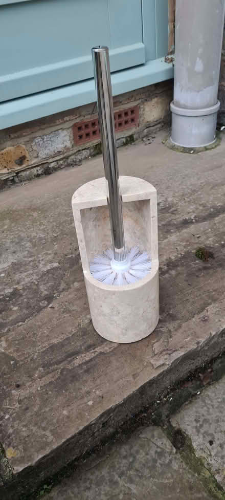 Photo of free M&S toilet brush & holder (North Town SL6) #1