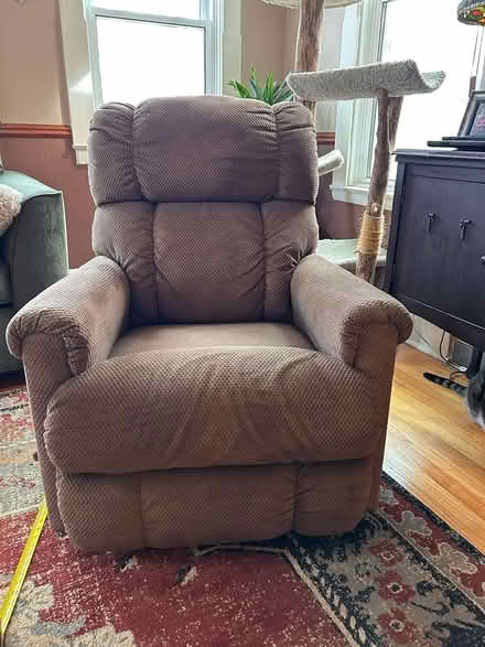 Photo of free Basic brown recliner in good shape (Middle of Evansville) #2