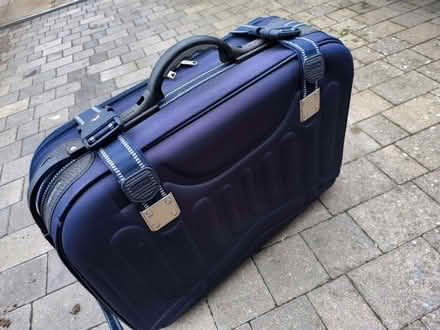 Photo of free Old style suitcase on wheels (The Camp AL1) #3