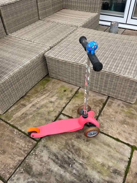 Photo of free Pink micro scooter (OX28 Witney) #1