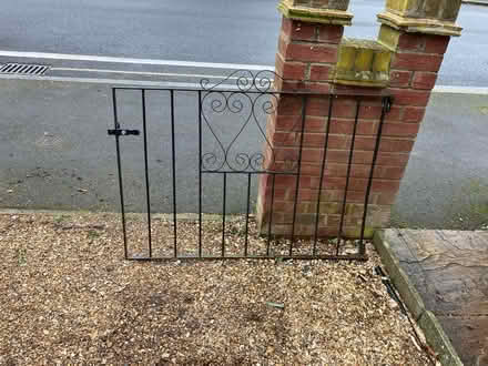 Photo of free pair of metal gates (Wimbledon) #2