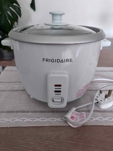 Photo of free Rice cooker (Surbiton KT6) #1