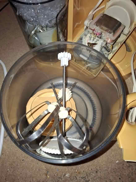 Photo of free Vintage mixer (BR3 Beckenham Rd tram stop) #3