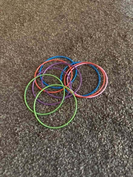 Photo of free Job a lot bracelets necklace hair bow etc (Finsbury Park N7) #4