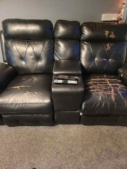 Photo of free Recliner sofas (Failsworth M35) #2